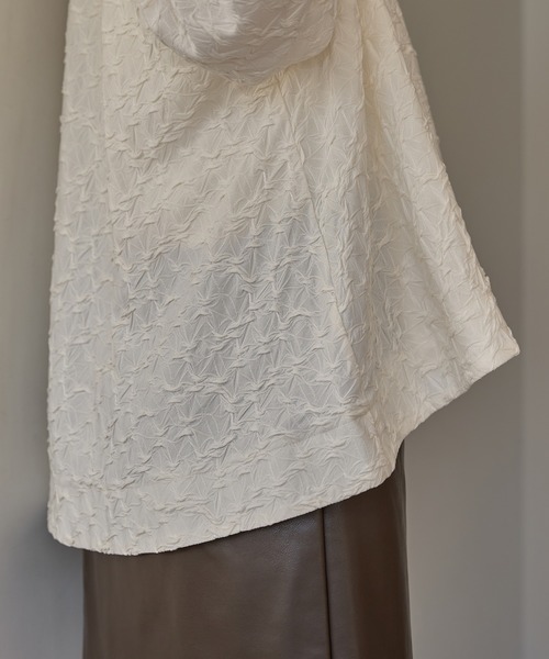 mideal(マイディール)の「deformation one shoulder blouse / デフォメーションワンショルブラウス(シャツ/ブラウス・レディース・アイボリー/ブラウン・FREE)」の12枚目の写真