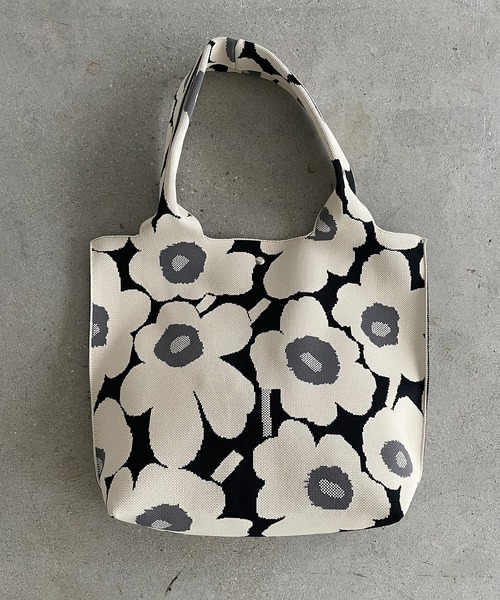 210nouve（トゥージュヌーブ）の「花柄 ニット トートバッグ（トートバッグ・レディース・ピンク/アイボリー/ブラック/ベージュ・FREE）」の12枚目の写真
