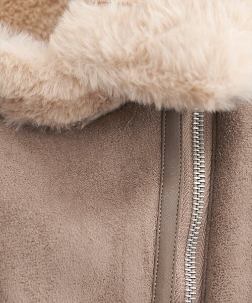 natural couture（ナチュラルクチュール）の「フェイクファームートンブルゾン（ブルゾン・レディース・ブラウン/モカ/アイボリー・FREE）」の8枚目の写真