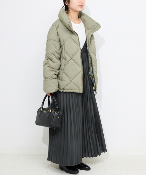 SLOBE IENA(スローブイエナ)の「パウダリーサテンプリーツキャミワンピース(ワンピース・レディース・カーキ/ブラック系その他・FREE)」の16枚目の写真