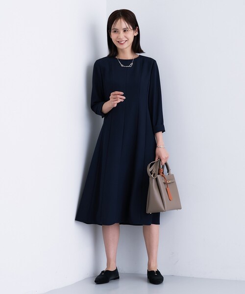 INDIVI（インディヴィ）の「【洗える／UVケア】ジョーゼットフレアワンピース（ワンピース・レディース・ネイビー/ダークブラウン・03/05/13/15 /19/36/38/40）」の5枚目の写真