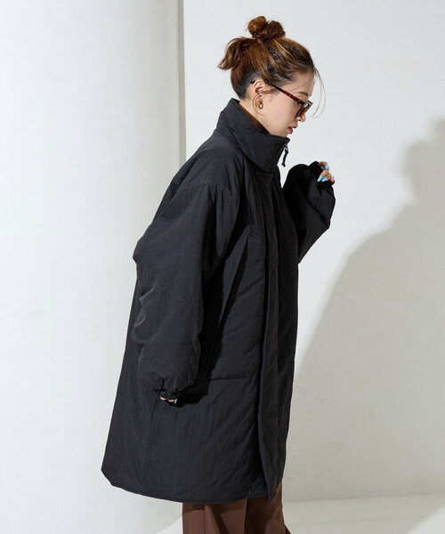 限定展開 モンスター パーカー シンサレート中綿（コート）（ダウン