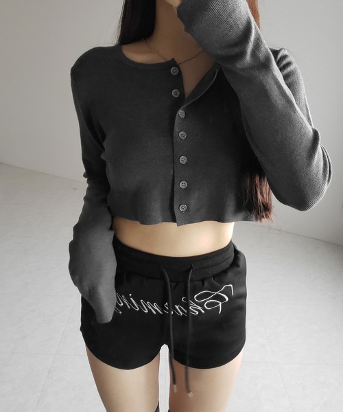 me+em select(ミームセレクト)の「【 3color 】ミニボタンショートリブニットカーディガン / mini button short rib knit cardigan ※※(カーディガン/ボレロ・レディース・グレー/アイボリー/ブラック・FREE)」の10枚目の写真