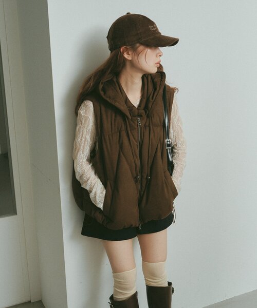 Kastane（カスタネ）の「フェイクスウェード中綿ベスト（ベスト・レディース・ブラック/アイボリー/ブラウン・FREE）」の19枚目の写真