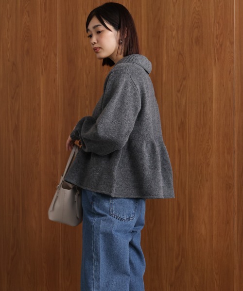 Bou Jeloud（ブージュルード）の「襟付きペプラムニット（ニット/セーター・レディース・チャコールグレー/ブラウン・FREE）」の13枚目の写真
