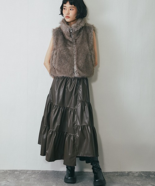 ANOTHER S（アナザーエス）の「ソフトレザー風ティアードスカート（スカート・レディース・カーキ/ブラウン/ブラック・FREE）」の9枚目の写真