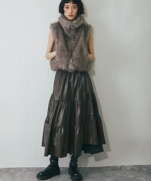 定価20万✨️FENDI レザー切替 ティアードスカート イージーウエスト 40 Fendi - Leather skirt black - The Corner