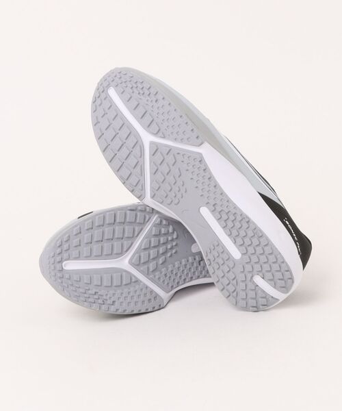 NIKE（ナイキ）の「《NIKE》ソニック フライ GS（スニーカー・レディース・ブラック×ホワイト/ライトインディゴブルー・22.5cm/23.0cm/23.5cm/24.0cm/24.5cm/25.0cm）」の4枚目の写真