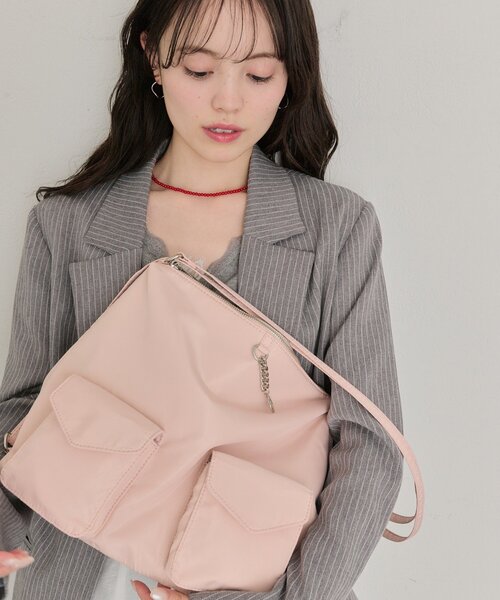 mystic（ミスティック）の「《マルチWAY》【@lily.s_y 企画】lilyチャーム3wayBAG（トートバッグ・レディース・ブラック/キャメル/ピンク/アイボリー/ダークブラウン・ONE SIZE）」の9枚目の写真