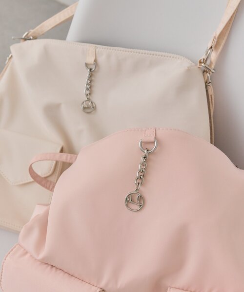 mystic（ミスティック）の「《マルチWAY》【@lily.s_y 企画】lilyチャーム3wayBAG（トートバッグ・レディース・ブラック/キャメル/ピンク/アイボリー/ダークブラウン・ONE SIZE）」の12枚目の写真
