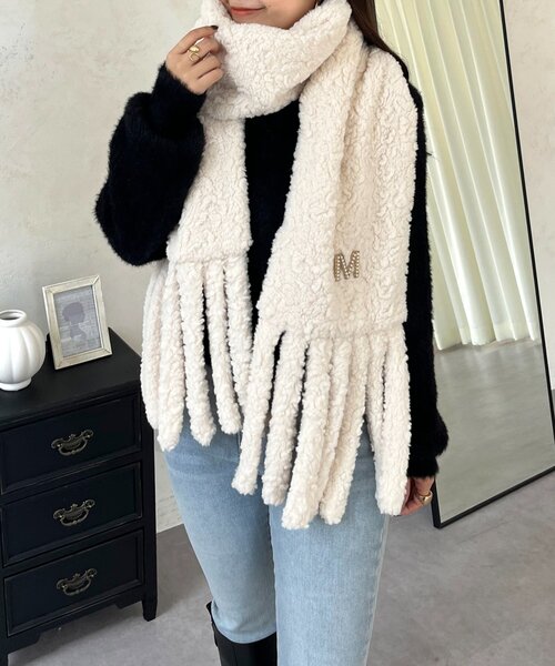 prose verse(プロズヴェール)の「もこもこボアマフラー(マフラー・レディース・ブラック/アイボリー/グレー・FREE)」の2枚目の写真