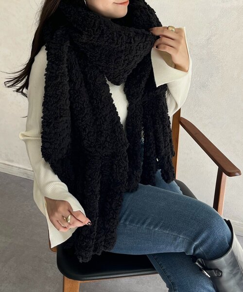 prose verse(プロズヴェール)の「もこもこボアマフラー(マフラー・レディース・ブラック/アイボリー/グレー・FREE)」の4枚目の写真