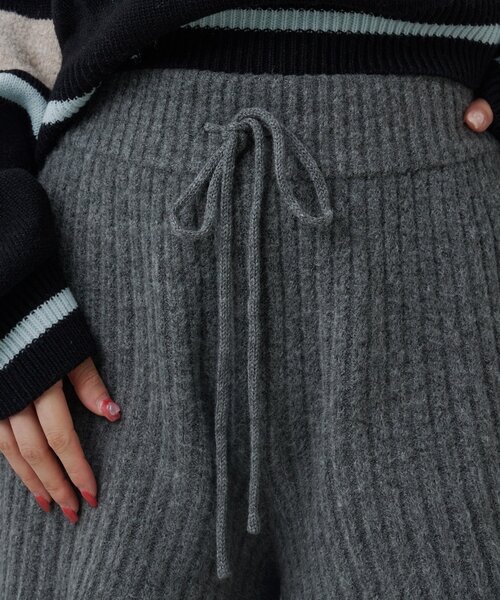 Kastane（カスタネ）の「【SETUP対応】リブニットショートパンツ（その他パンツ・レディース・アイボリー/サックスブルー/チャコールグレー・FREE）」の9枚目の写真
