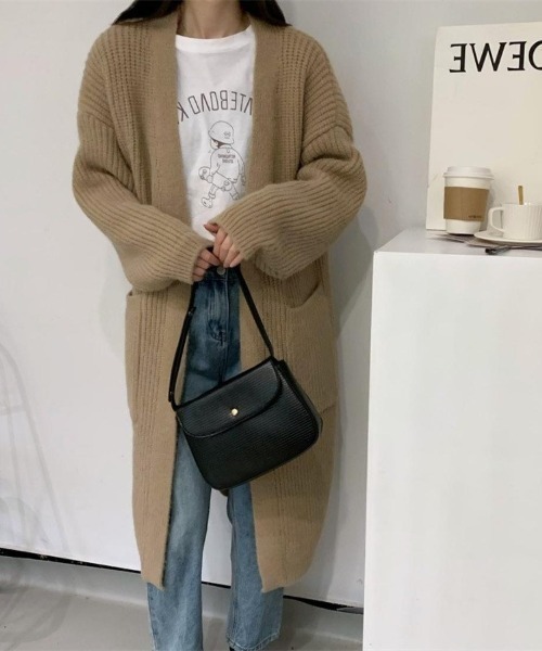 maison de LATIR(メゾンドラティール)の「大人こなれ感のロング丈コーディガン(カーディガン/ボレロ・レディース・ブラウン/ブラック・FREE)」の5枚目の写真
