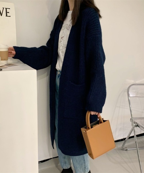 maison de LATIR(メゾンドラティール)の「大人こなれ感のロング丈コーディガン(カーディガン/ボレロ・レディース・ブラウン/ブラック・FREE)」の4枚目の写真