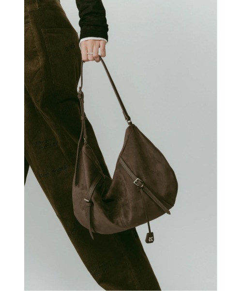Knuth Marf（クヌースマーフ）の「Knuth Marf suede moon bag（ハンドバッグ・レディース・ブラウン/グレー・FREE）」の9枚目の写真