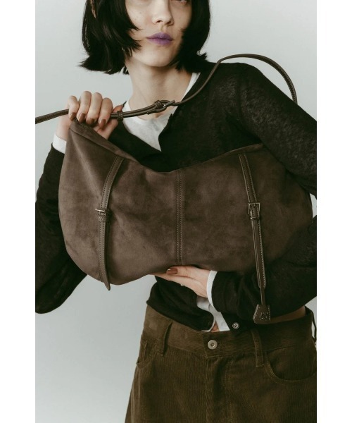 Knuth Marf（クヌースマーフ）の「Knuth Marf suede moon bag（ハンドバッグ・レディース・ブラウン/グレー・FREE）」の8枚目の写真