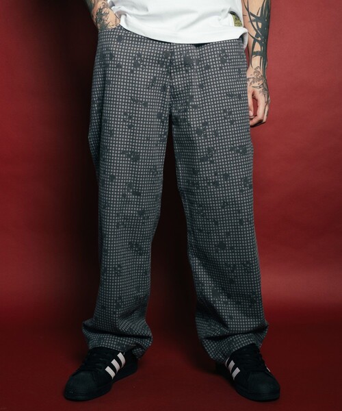 Subciety(サブサエティ)の「Baggy camo pants(その他パンツ・メンズ・グレー/グリーン・SMALL/MEDIUM/LARGE/X-LARGE)」の18枚目の写真