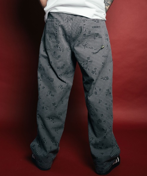 Subciety(サブサエティ)の「Baggy camo pants(その他パンツ・メンズ・グレー/グリーン・SMALL/MEDIUM/LARGE/X-LARGE)」の7枚目の写真