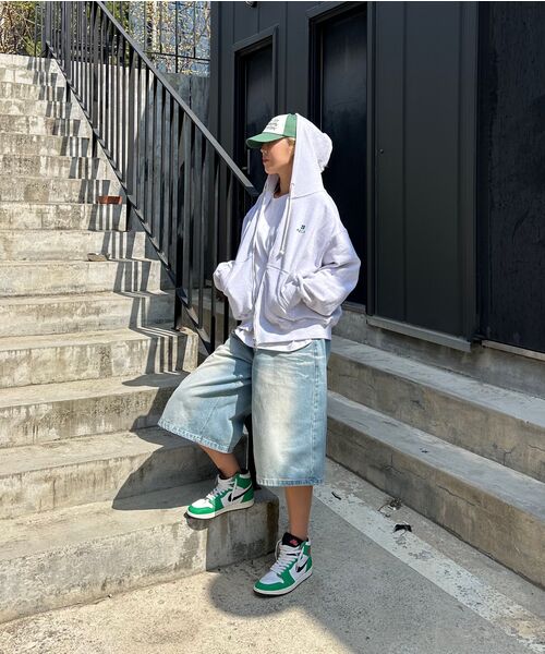 AECA（エイカ）の「EVERYDAY AECA CLOVER ZIP UP HOODIE-LIGHT GREY（パーカー・レディース・その他・LARGE/MEDIUM/SMALL/X-LARGE/W）」の15枚目の写真