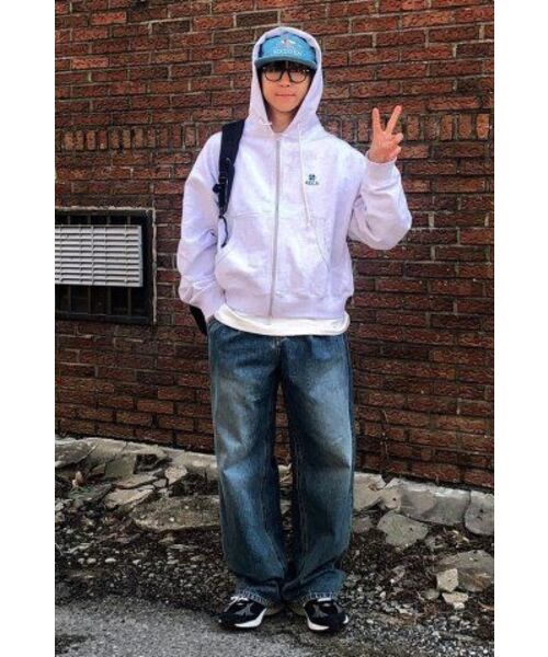 AECA（エイカ）の「EVERYDAY AECA CLOVER ZIP UP HOODIE-LIGHT GREY（パーカー・レディース・その他・LARGE/MEDIUM/SMALL/X-LARGE/W）」の17枚目の写真