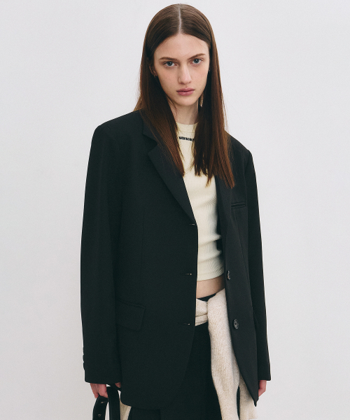 NICK&NICOLE(ニックアンドニコール)の「MINIMAL CLASSIC BLAZER JACKET_BLACK(テーラードジャケット・レディース・その他・FREE)」の2枚目の写真