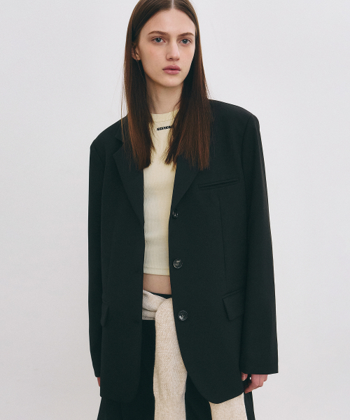 NICK&NICOLE(ニックアンドニコール)の「MINIMAL CLASSIC BLAZER JACKET_BLACK(テーラードジャケット・レディース・その他・FREE)」の3枚目の写真