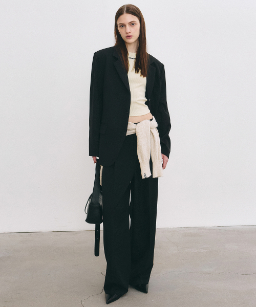 NICK&NICOLE(ニックアンドニコール)の「MINIMAL CLASSIC BLAZER JACKET_BLACK(テーラードジャケット・レディース・その他・FREE)」の4枚目の写真