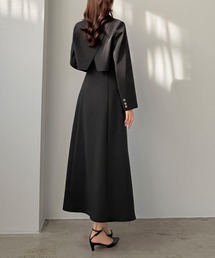 Louere（ルエレ）の「バックスリットショートジャケットsetキャミフレアワンピース（セットアップ）」