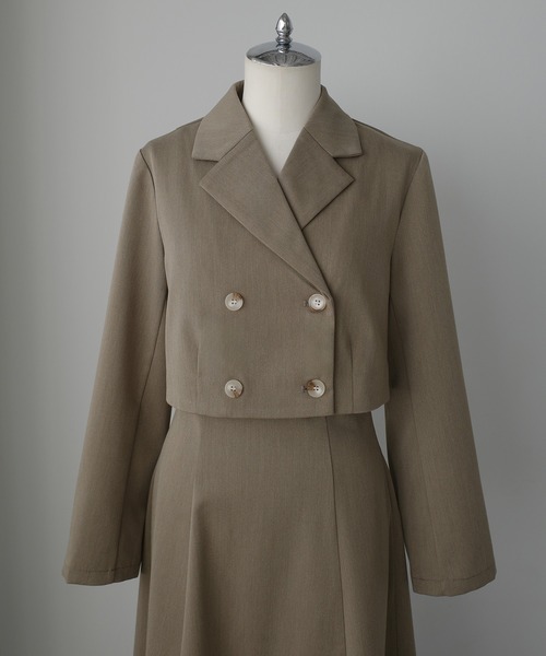 Louere（ルエレ）の「バックスリットショートジャケットsetキャミフレアワンピース（セットアップ・レディース・ブラウン/チャコール/ブラック/アイボリー/グレイッシュベージュ・SMALL/MEDIUM/LARGE/X-LARGE）」の8枚目の写真