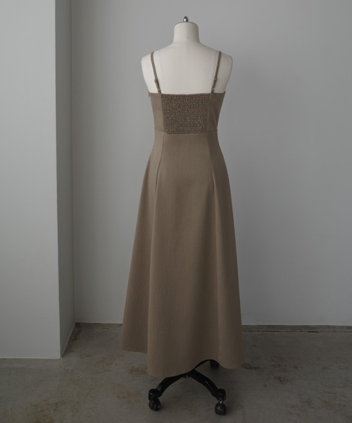 Louere（ルエレ）の「バックスリットショートジャケットsetキャミフレアワンピース（セットアップ・レディース・ブラウン/チャコール/ブラック/アイボリー/グレイッシュベージュ・SMALL/MEDIUM/LARGE/X-LARGE）」の10枚目の写真