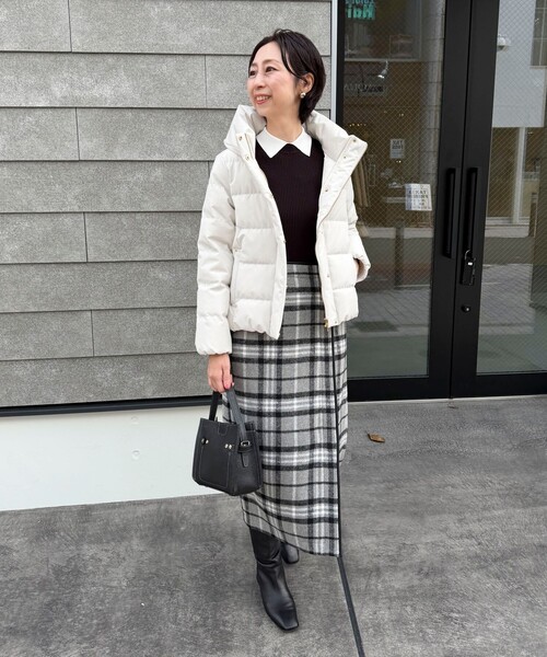 MICO COULIER（ミコクリエ）の「バイカラーリブ衿付きプルオーバーニット（ニット/セーター・レディース・ブラウン/ブラック/ライトグレー・38）」の12枚目の写真