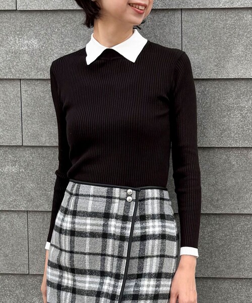 MICO COULIER（ミコクリエ）の「バイカラーリブ衿付きプルオーバーニット（ニット/セーター・レディース・ブラウン/ブラック/ライトグレー・38）」の14枚目の写真