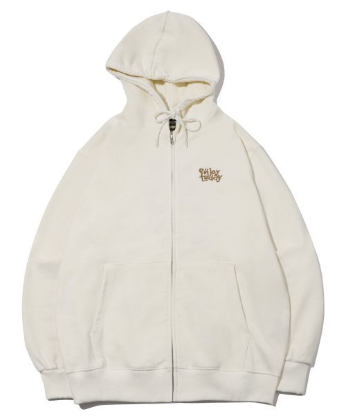 CPGN STUDIO（コンパーニョ）の「Enjoy CAT embroidered hooded Zip-up Cream（パーカー・レディース・その他・MEDIUM/LARGE）」の2枚目の写真