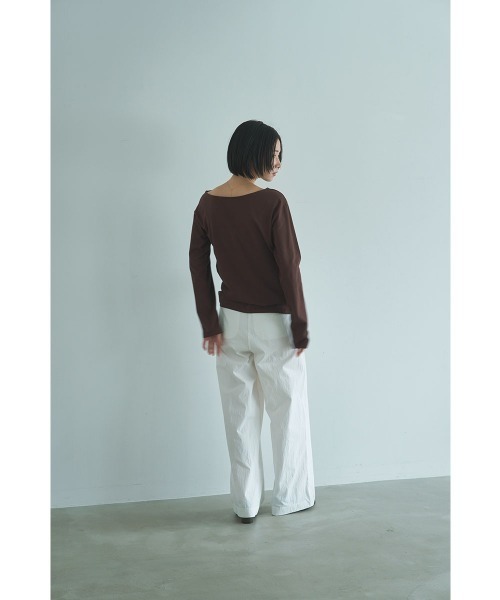 marjour（マージュール）の「COTTON NYLON TUCK WIDE PANTS（その他パンツ・レディース・チャコールグレー/オフホワイト・M）」の18枚目の写真