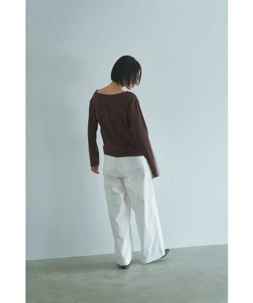 marjour（マージュール）の「COTTON NYLON TUCK WIDE PANTS（その他パンツ・レディース・チャコールグレー/オフホワイト・M）」の19枚目の写真