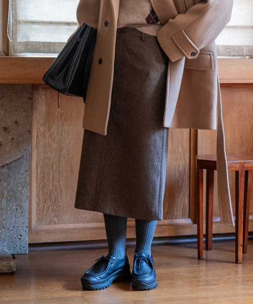 TTUDEMENT(トュードメント)の「H-LINE POCKET SKIRT BROWN CHECK(スカート・レディース・その他・MEDIUM/LARGE/SMALL)」の2枚目の写真