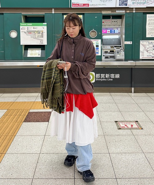 PILIT（ピリット）の「パイピング ミニボアプルオーバー（その他トップス・レディース・ブラウン/アイボリー/ブルー・MEDIUM）」の19枚目の写真