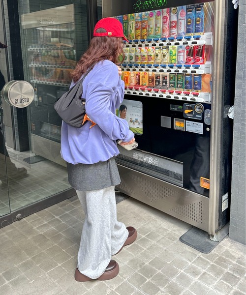 PILIT（ピリット）の「パイピング ミニボアプルオーバー（その他トップス・レディース・ブラウン/アイボリー/ブルー・MEDIUM）」の5枚目の写真