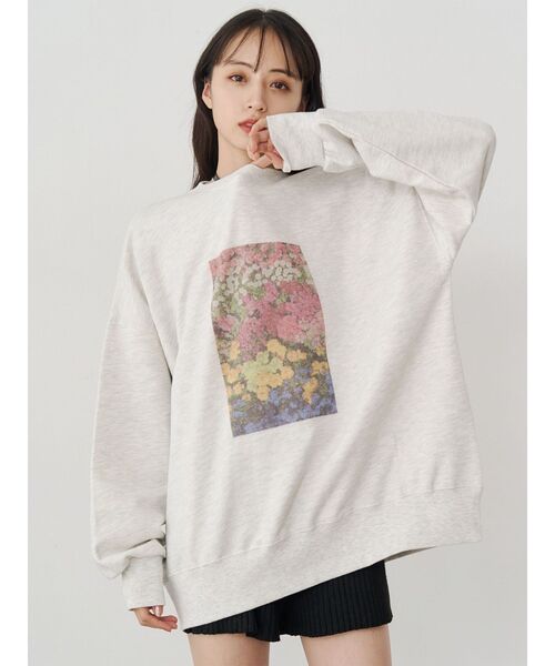 MURUA(ムルーア)の「【WEB限定】フラワールーズスウェット(スウェット・レディース・ダークグレー/ライトグレー・FREE)」の8枚目の写真