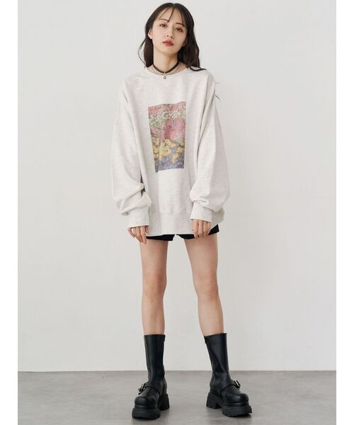 MURUA(ムルーア)の「【WEB限定】フラワールーズスウェット(スウェット・レディース・ダークグレー/ライトグレー・FREE)」の11枚目の写真