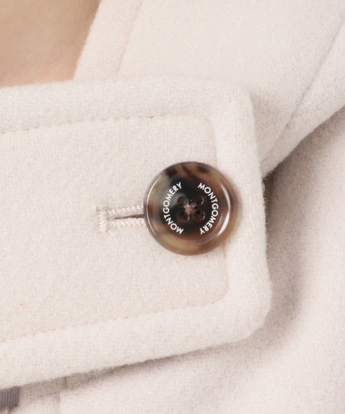 IENA（イエナ）の「MONTGOMERY/モンゴメリー 別注 140sパイル ロングダッフルコート（ダッフルコート・レディース・ホワイト・FREE）」の2枚目の写真