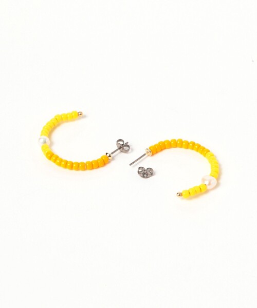 BEAMS BOY(ビームスボーイ)の「淡水パール × ビーズ ピアス(ピアス(両耳用)・レディース・ピンク/ホワイト/イエロー・ONE SIZE)」の6枚目の写真