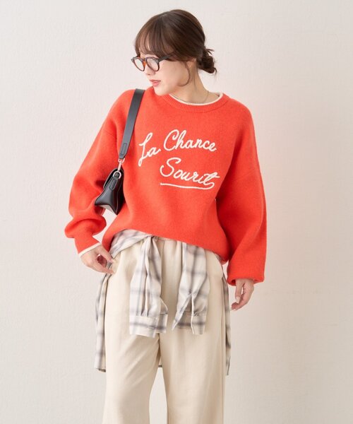 NAO(ナオ)の「【NAO】コード刺繍ロゴプルオーバー(ニット/セーター・レディース・ブルー/チャコールグレー/アイボリー/ブラウン/オレンジ・FREE)」の5枚目の写真