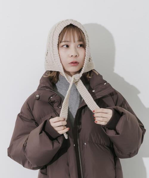 SMELLY（スメリー）の「ケーブルアミボンネット（ニットキャップ/ビーニー・レディース・ブラウン/アイボリー・-）」の4枚目の写真