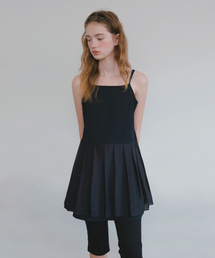 HANE（ハネ）の「Pleated Seersucker Layered One Piece_Black Foam（ワンピース）」