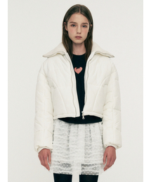 LIE MEQUE（リメーク）の「ウィング刺繍ワイドカラーパディッドジャケットクリーム（ダウンジャケット/コート）」