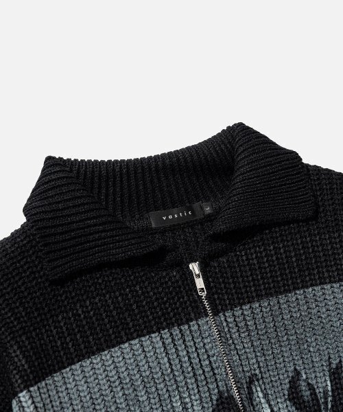 VASTIC（バスティック）の「デジタルプリントハーフジップニット_ブラック（ニット/セーター・メンズ・その他・LARGE/MEDIUM/X-LARGE）」の4枚目の写真