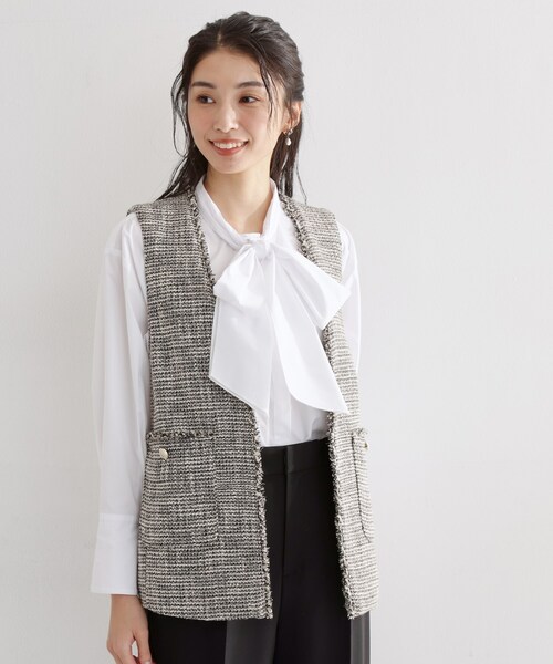 THE SHOP TK （ザ ショップ ティーケー ）の「【フォーマルにもカジュアルにも】ツイードジレ（ベスト・レディース・アイボリー/ネイビー/ブラック系3・12/13）」の14枚目の写真
