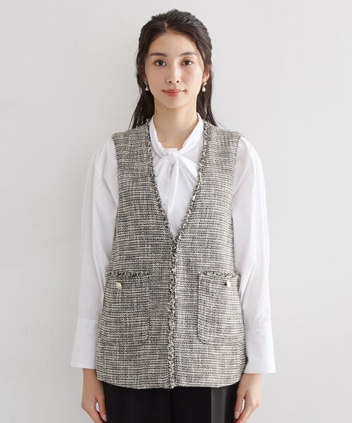 THE SHOP TK （ザ ショップ ティーケー ）の「【フォーマルにもカジュアルにも】ツイードジレ（ベスト・レディース・アイボリー/ネイビー/ブラック系3・12/13）」の18枚目の写真